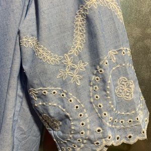 Embroidered light open cardigan